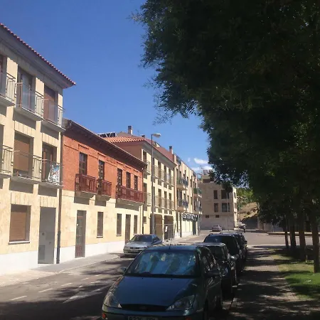Turisticos Puente P3 2-a * Salamanca